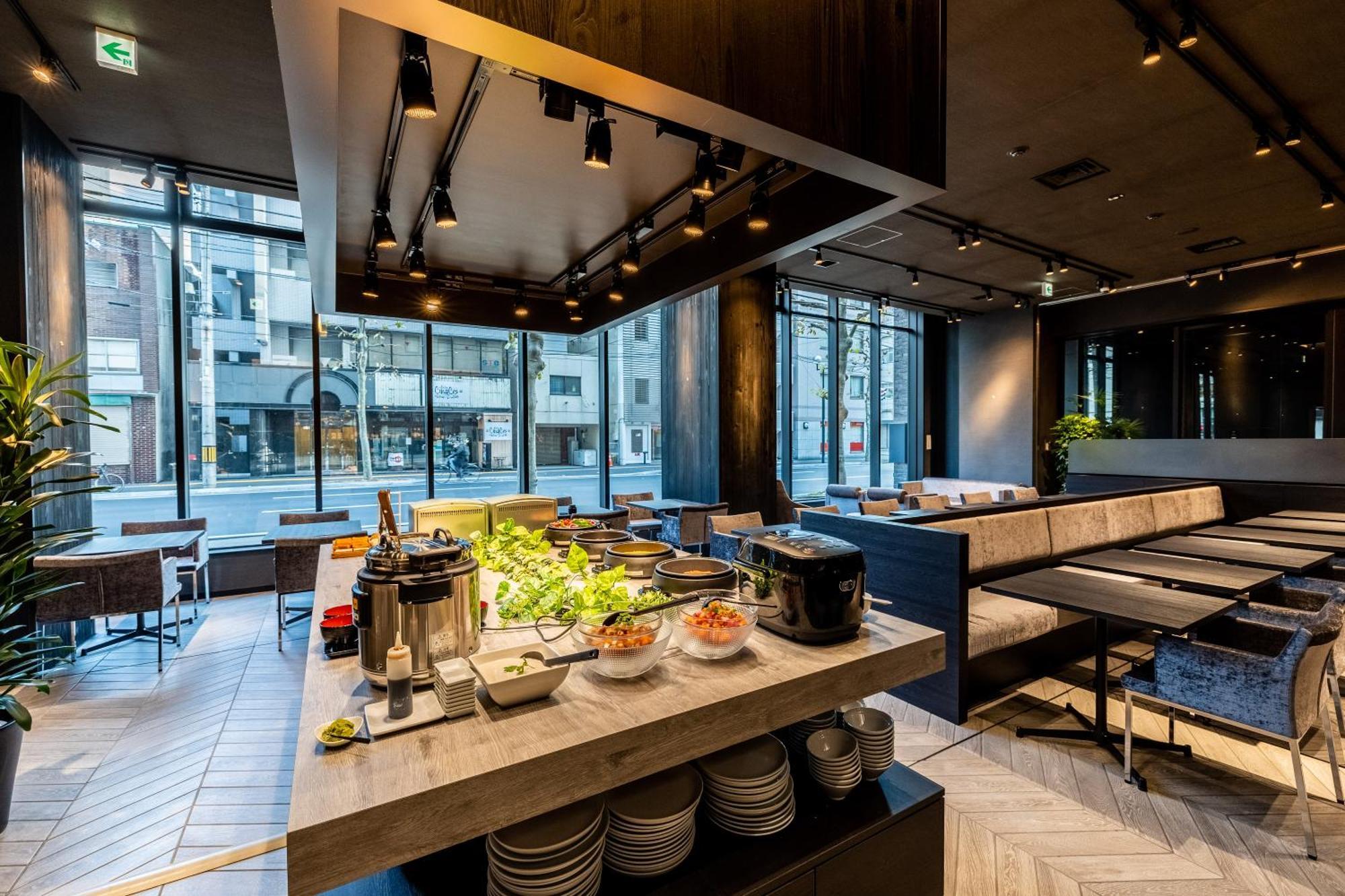 Отель Wyndham Garden Sapporo Odori Экстерьер фото