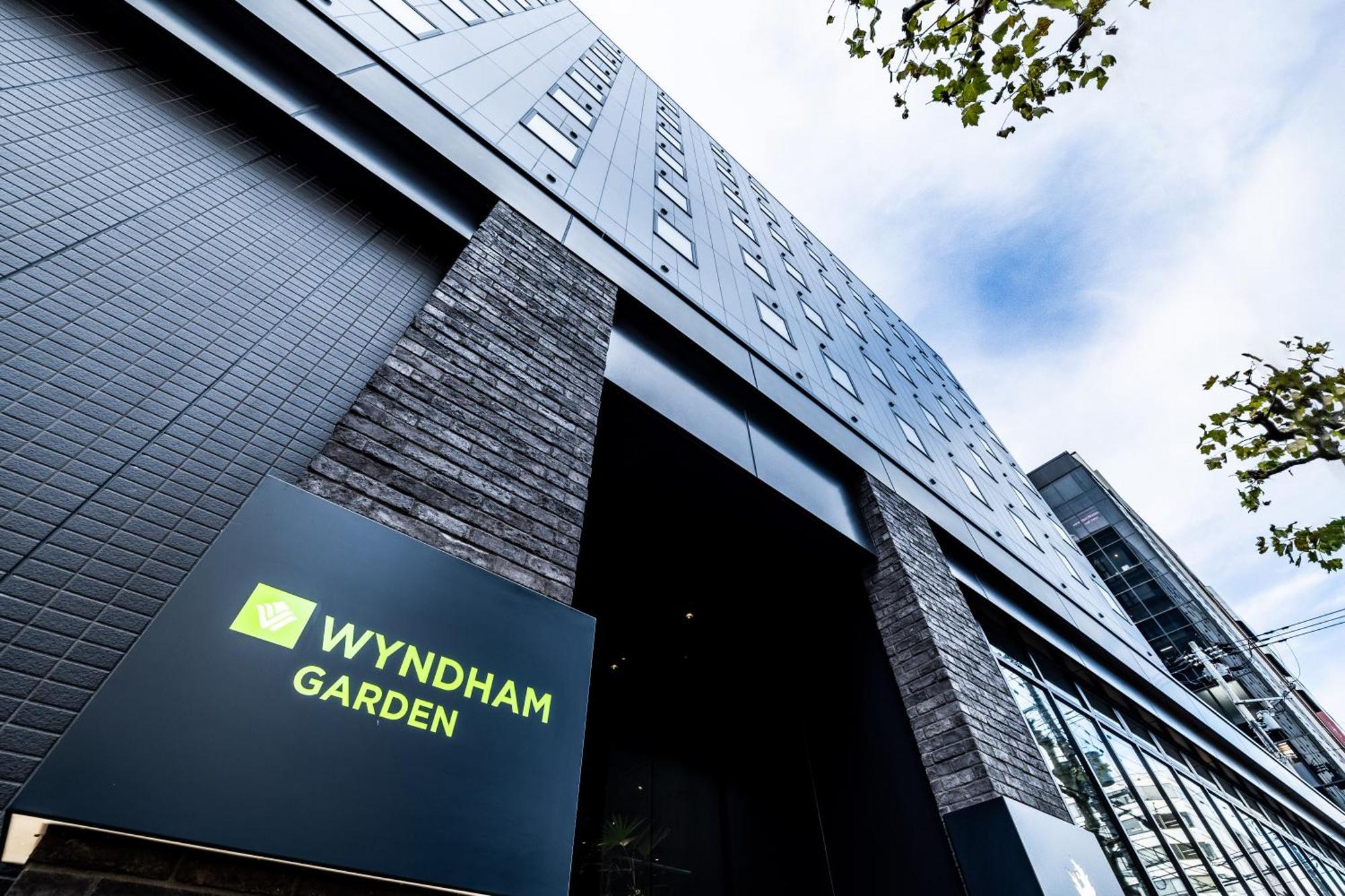 Отель Wyndham Garden Sapporo Odori Экстерьер фото