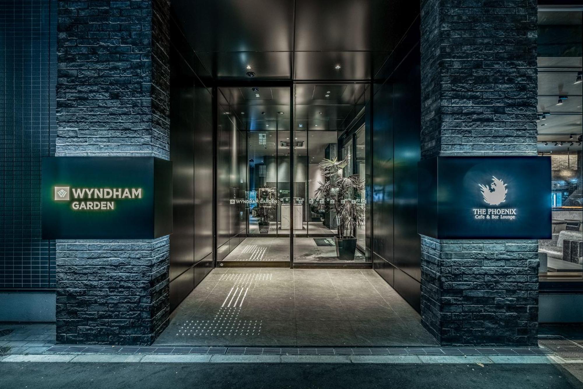 Отель Wyndham Garden Sapporo Odori Экстерьер фото